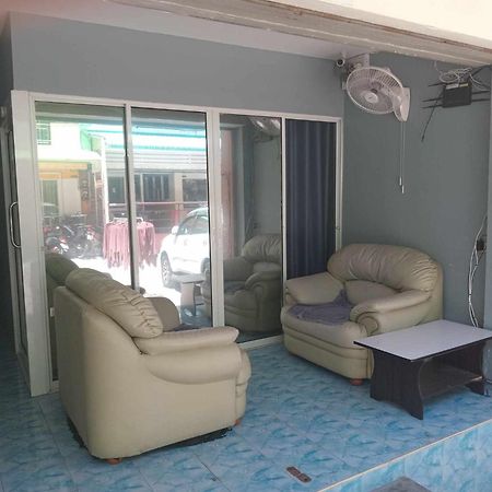 Nieuw Vlaanderen Bed & Breakfast Pattaya Exterior photo