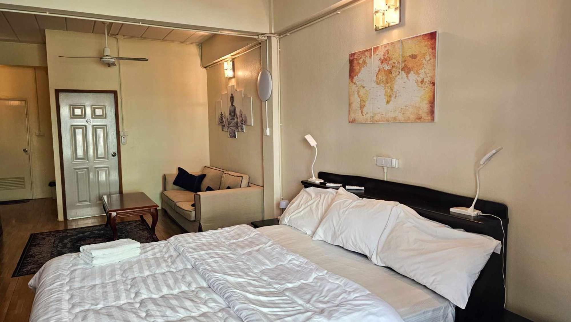 Nieuw Vlaanderen Bed & Breakfast Pattaya Exterior photo